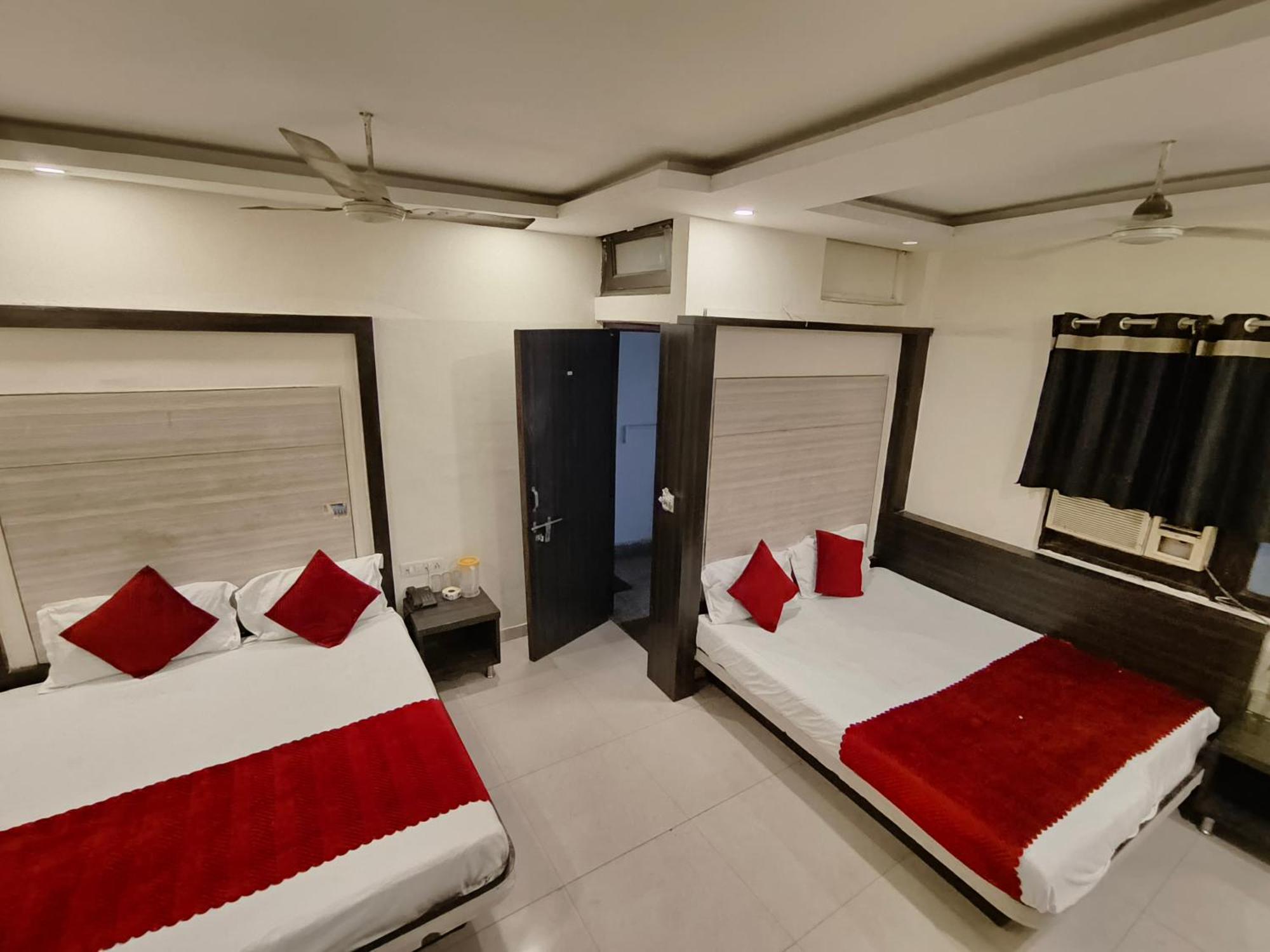 Hotel Hare Krishna Main Bazar Nueva Delhi Exterior foto