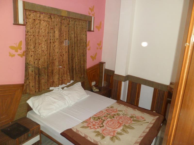 Hotel Hare Krishna Main Bazar Nueva Delhi Exterior foto